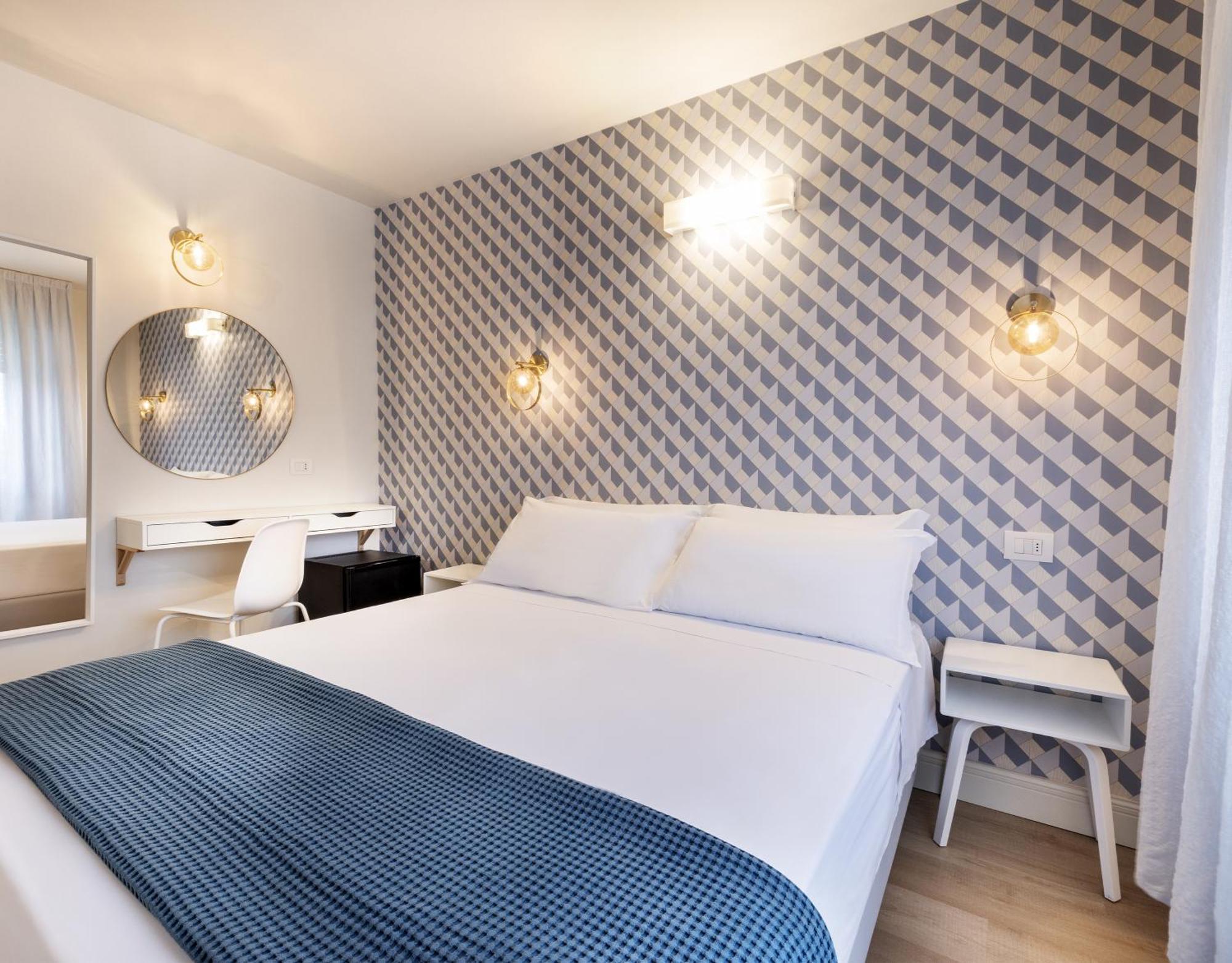 Hotel Buona Fortuna เบลลาเรีย-อีเจอา มารีนา ภายนอก รูปภาพ