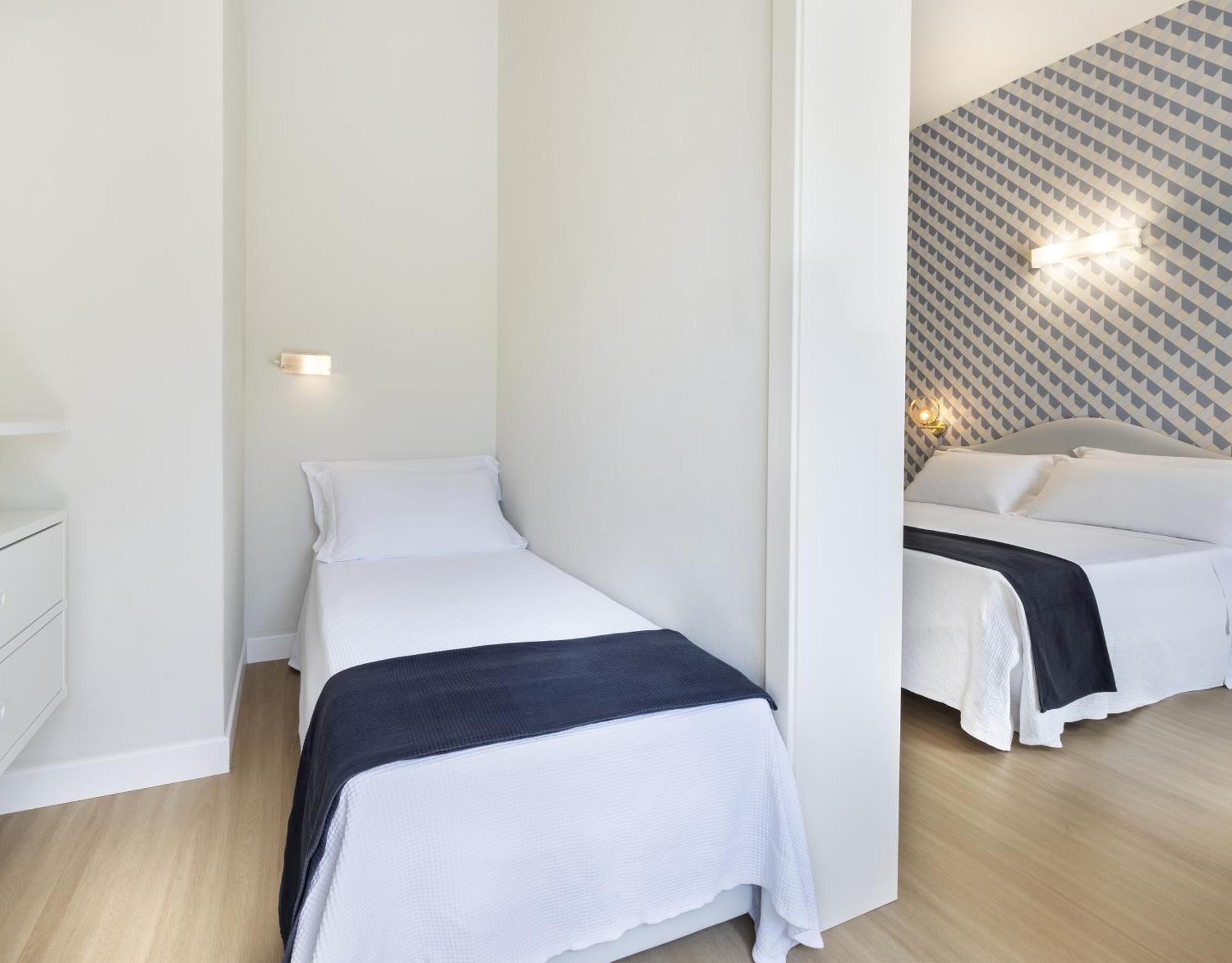 Hotel Buona Fortuna เบลลาเรีย-อีเจอา มารีนา ภายนอก รูปภาพ