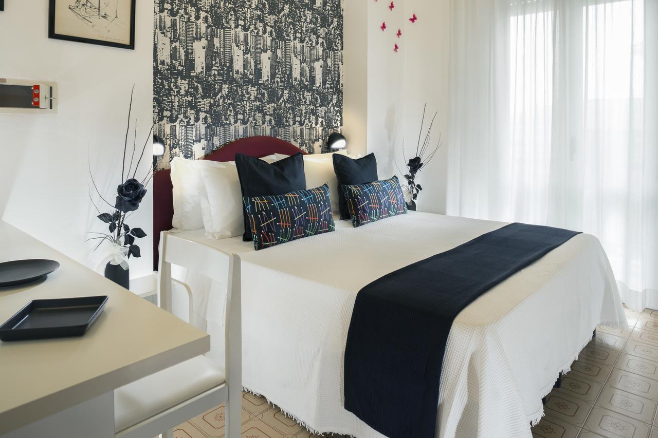 Hotel Buona Fortuna เบลลาเรีย-อีเจอา มารีนา ภายนอก รูปภาพ