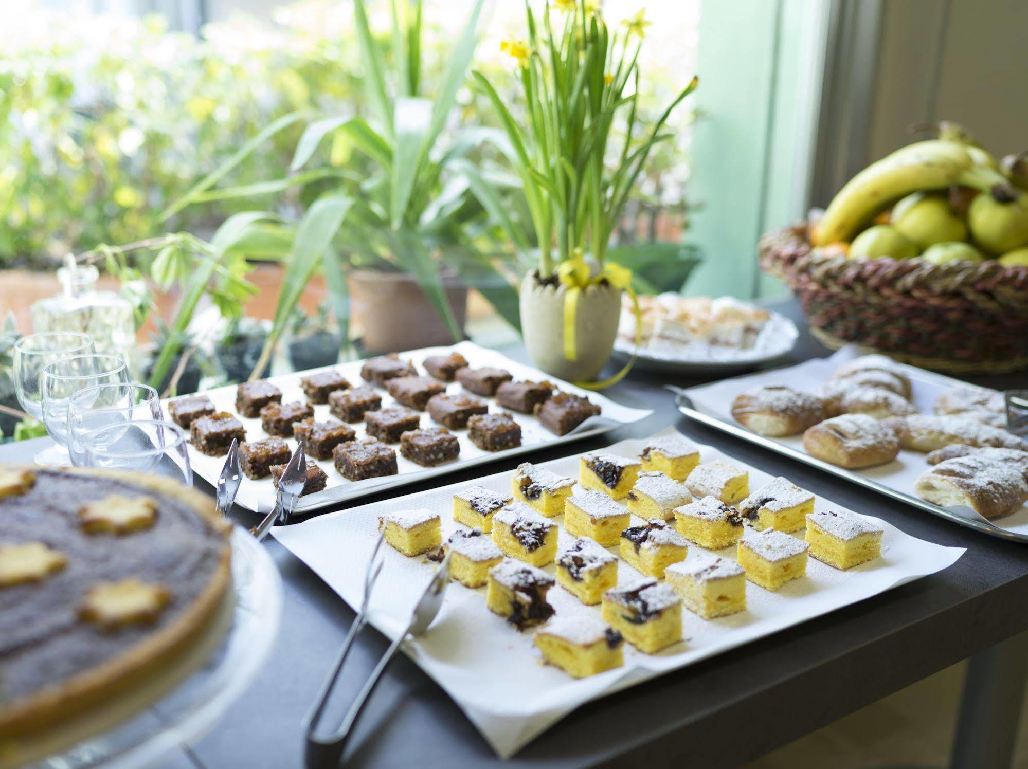 Hotel Buona Fortuna เบลลาเรีย-อีเจอา มารีนา ภายนอก รูปภาพ